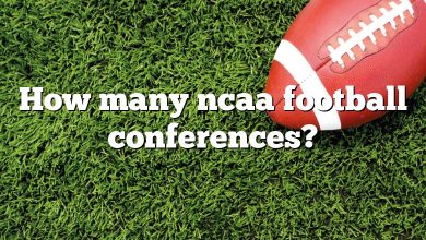 How many ncaa football conferences?