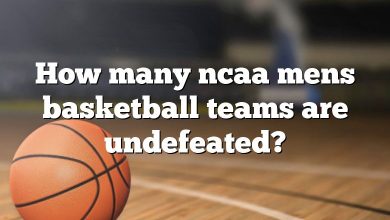 How many ncaa mens basketball teams are undefeated?