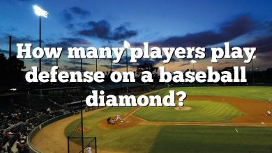 How many players play defense on a baseball diamond?