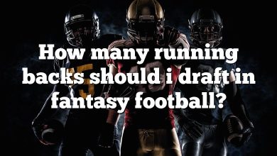 How many running backs should i draft in fantasy football?