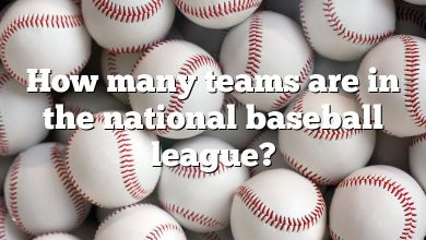 How many teams are in the national baseball league?