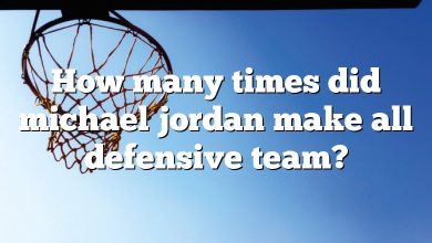 How many times did michael jordan make all defensive team?