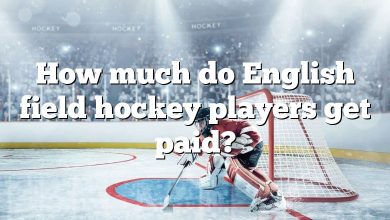 How much do English field hockey players get paid?