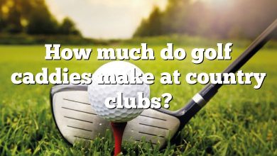 How much do golf caddies make at country clubs?