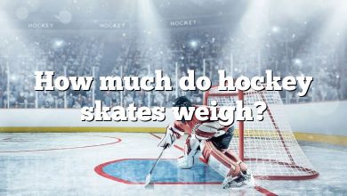 How much do hockey skates weigh?