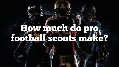 How much do pro football scouts make?