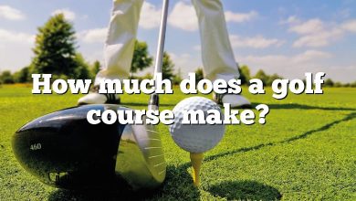 How much does a golf course make?