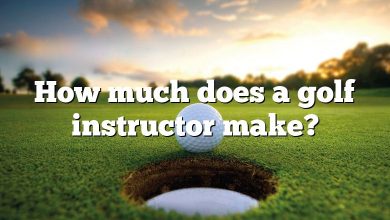 How much does a golf instructor make?