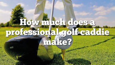 How much does a professional golf caddie make?
