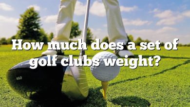 How much does a set of golf clubs weight?