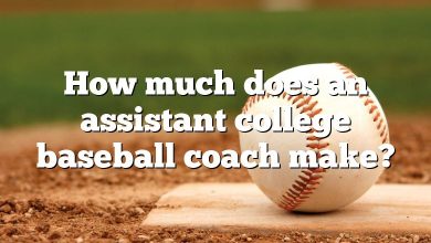 How much does an assistant college baseball coach make?