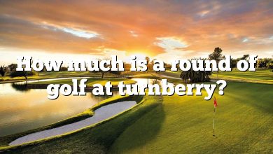 How much is a round of golf at turnberry?