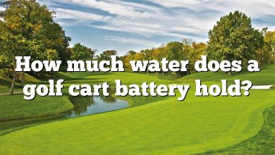 How much water does a golf cart battery hold?