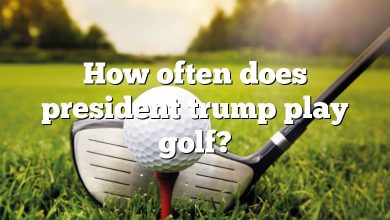 How often does president trump play golf?