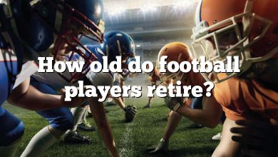 How old do football players retire?