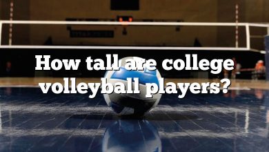 How tall are college volleyball players?