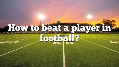 How to beat a player in football?