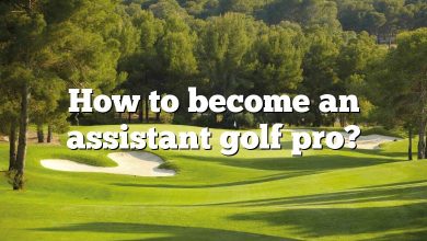 How to become an assistant golf pro?