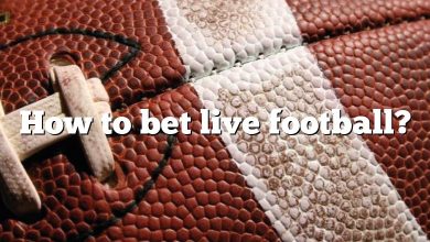 How to bet live football?