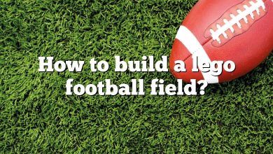 How to build a lego football field?