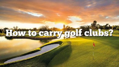 How to carry golf clubs?
