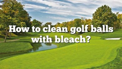 How to clean golf balls with bleach?