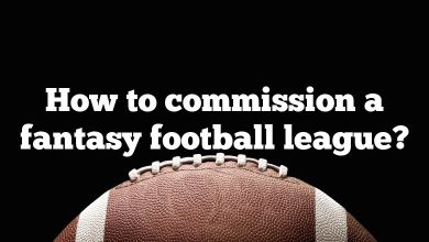 How to commission a fantasy football league?