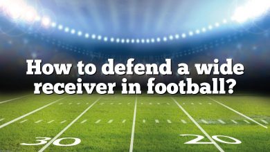 How to defend a wide receiver in football?
