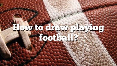 How to draw playing football?