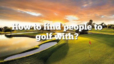 How to find people to golf with?