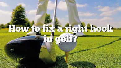 How to fix a right hook in golf?