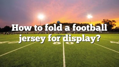 How to fold a football jersey for display?