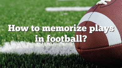 How to memorize plays in football?