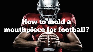 How to mold a mouthpiece for football?