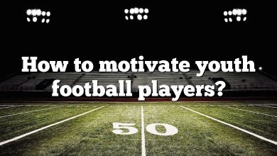 How to motivate youth football players?