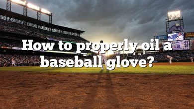 How to properly oil a baseball glove?