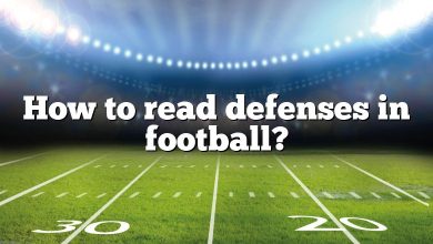 How to read defenses in football?