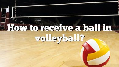 How to receive a ball in volleyball?