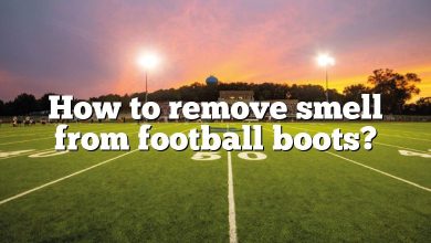 How to remove smell from football boots?