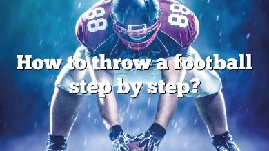 How to throw a football step by step?