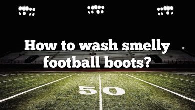 How to wash smelly football boots?