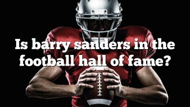 Is barry sanders in the football hall of fame?