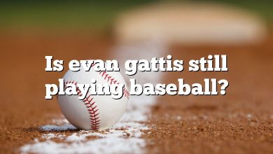 Is evan gattis still playing baseball?