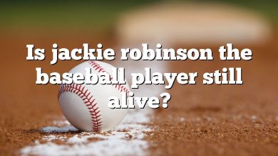 Is jackie robinson the baseball player still alive?