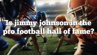 Is jimmy johnson in the pro football hall of fame?