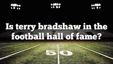 Is terry bradshaw in the football hall of fame?