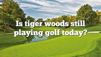 Is tiger woods still playing golf today?