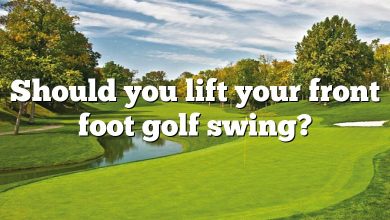 Should you lift your front foot golf swing?