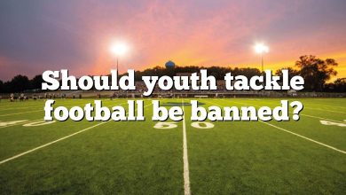 Should youth tackle football be banned?