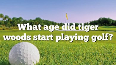 What age did tiger woods start playing golf?